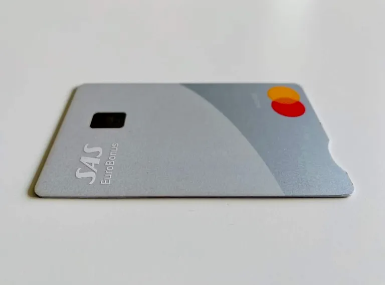 Forsidebilde til innlegget som viser et SAS Mastercard kort