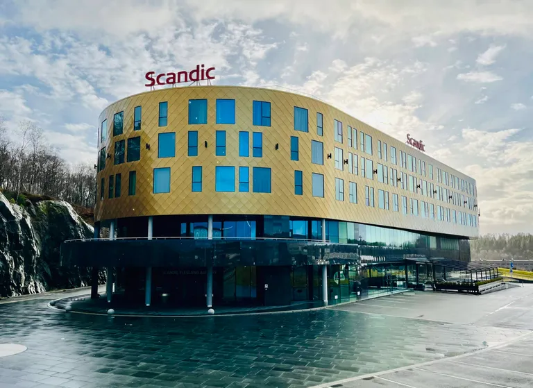 Forsidebilde til innlegget som viser utsiden av Scandic Flesland